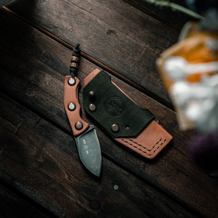Giant Mouse GMF1 Leather Scales & Belt Sheath Set
